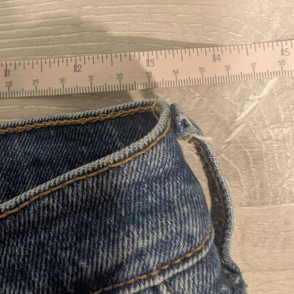 Levi's High Waist Ribcage Straight Jeans - Picture 11 of 13